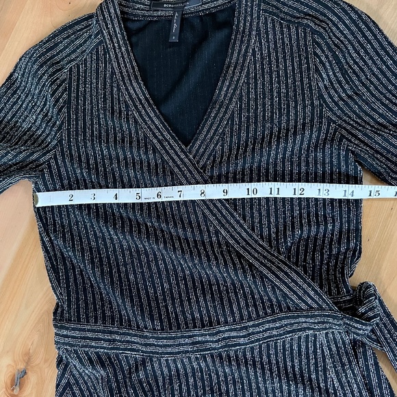 BCBG MAXAZRIA Silver on Black, Metallic lightweight knit Short Wrap Dress - Picture 4 of 14
